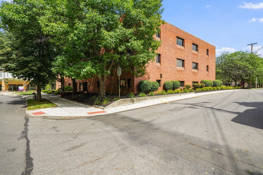 100-114 W 3rd Ave, Columbus, OH for lease - Building Photo - Image 3 of 14