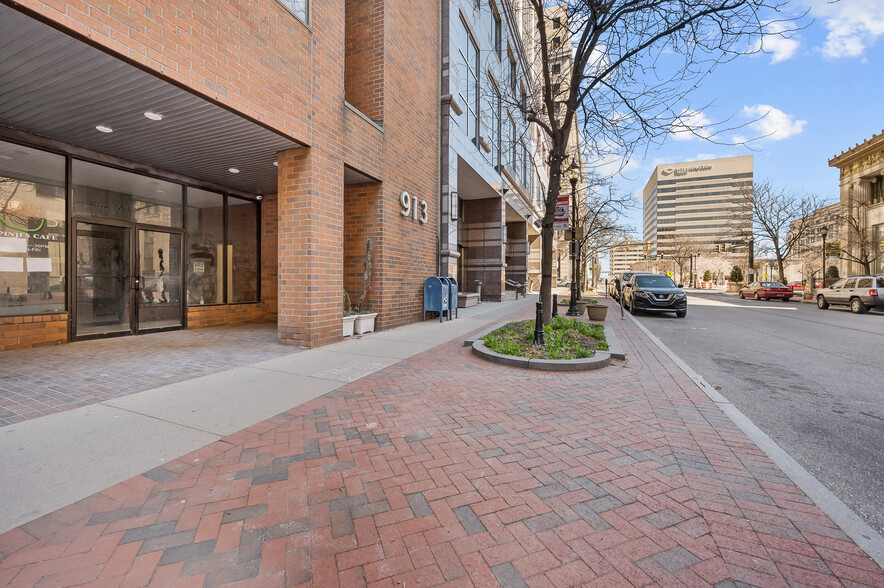 913 N Market St, Wilmington, DE for sale - Building Photo - Image 1 of 1