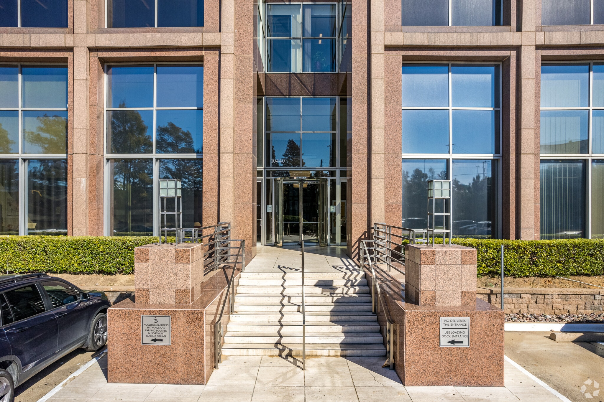 10440-n-central-expy-dallas-tx-75231-meadow-park-tower-loopnet