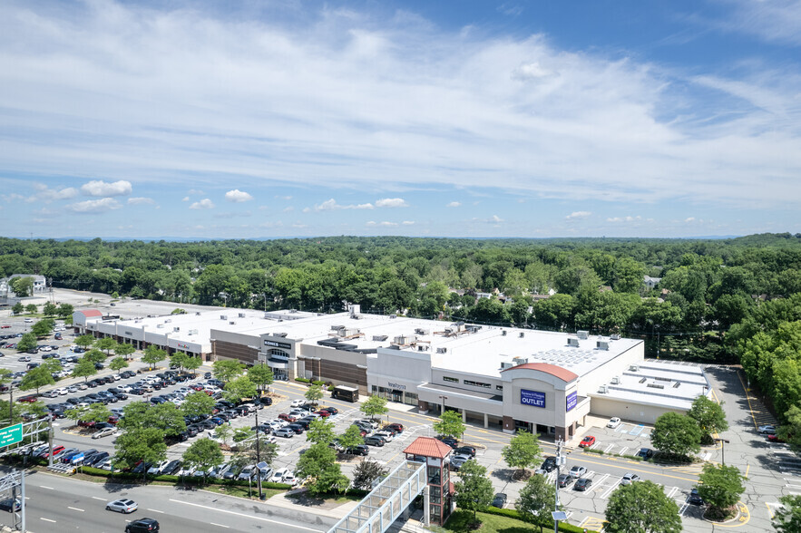 165 E State Route 4, Paramus, NJ for lease - Aerial - Image 1 of 4