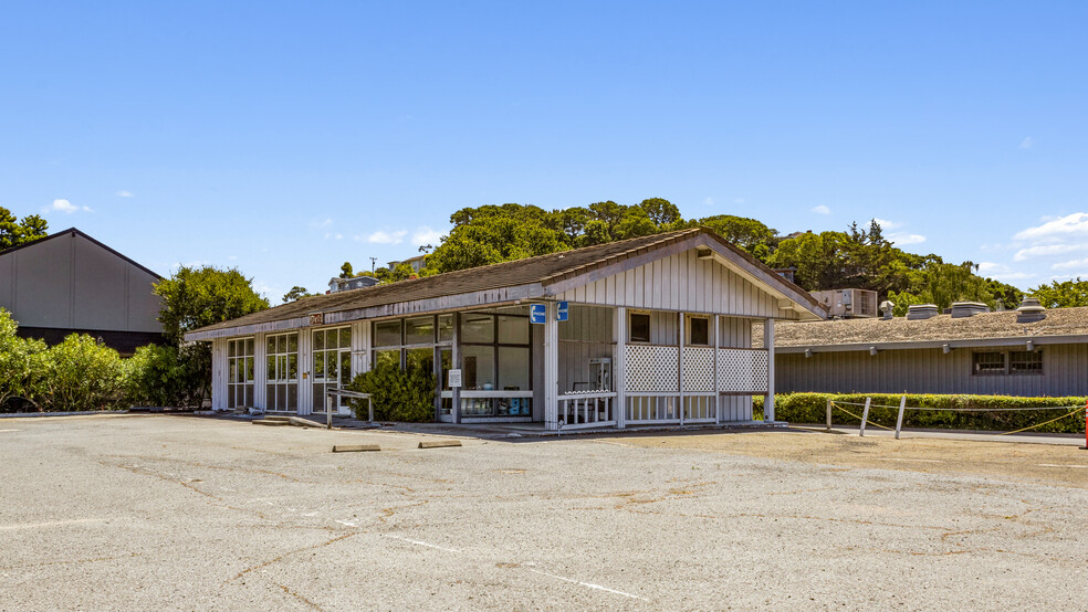 1600 Tiburon Blvd, Belvedere Tiburon, CA for lease - Building Photo - Image 1 of 10