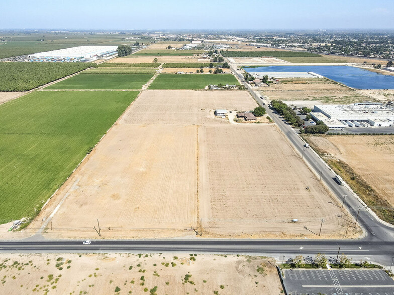 2925 W Main St, Turlock, CA for sale - Aerial - Image 3 of 8