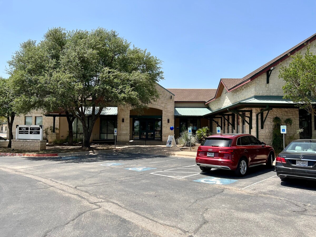 5353 Williams Dr, TX 78633 Professional