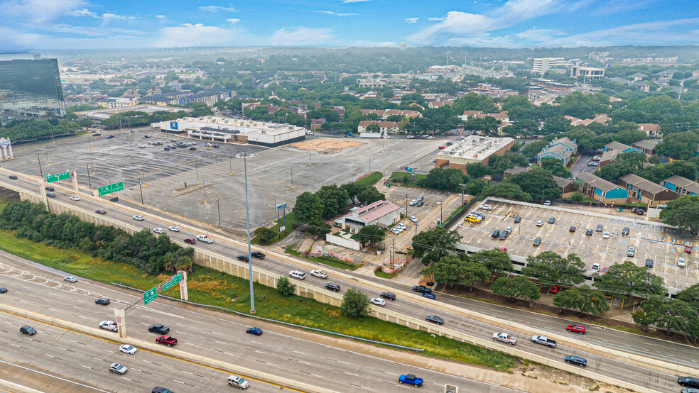 7710 W IH-10, San Antonio, TX for sale - Aerial - Image 2 of 31