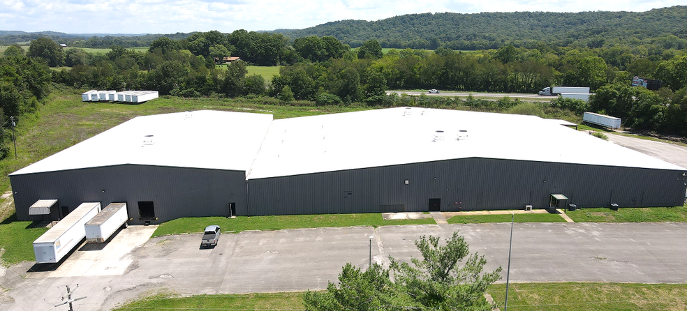 301 George Whitfield Industrial Park Rd, Elkton, TN for lease - Building Photo - Image 1 of 5