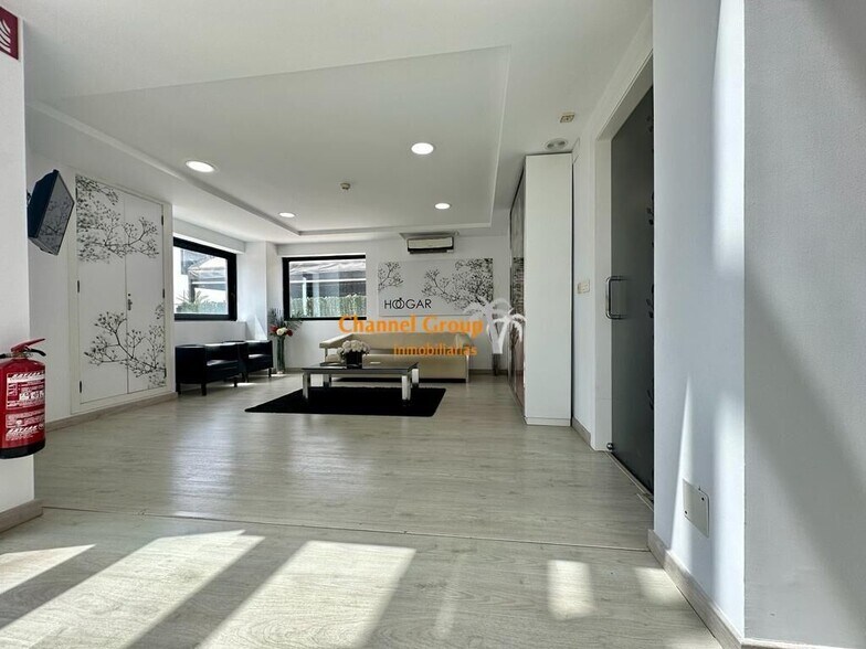 Industrial in Elche, Alicante for lease - Building Photo - Image 2 of 33