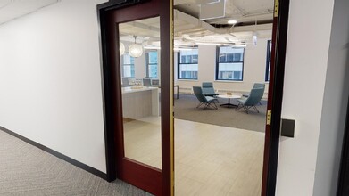 1 N La Salle St, Chicago, IL for lease Interior Photo- Image 2 of 12