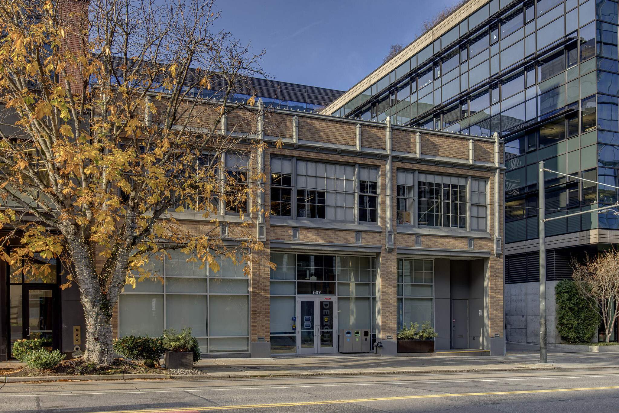 507 Westlake Ave N, Seattle, WA for lease Building Photo- Image 1 of 3