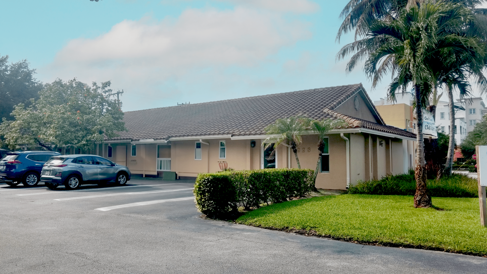 223 NE 5th Ave, Delray Beach, FL for lease - Building Photo - Image 3 of 13