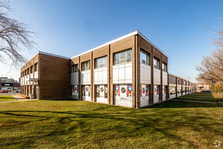 5205 Boul Métropolitain E, Montréal, QC for lease - Building Photo - Image 2 of 6