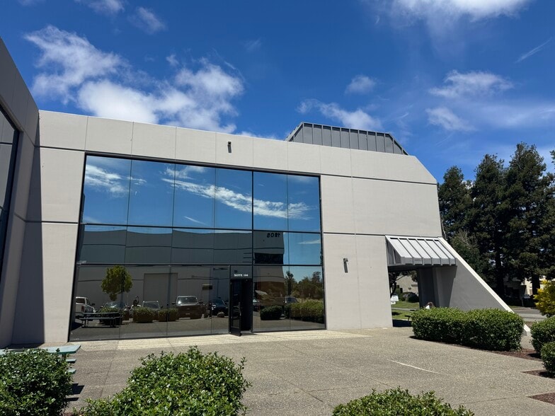 1129 Industrial Ave, Petaluma, CA for lease - Building Photo - Image 1 of 6