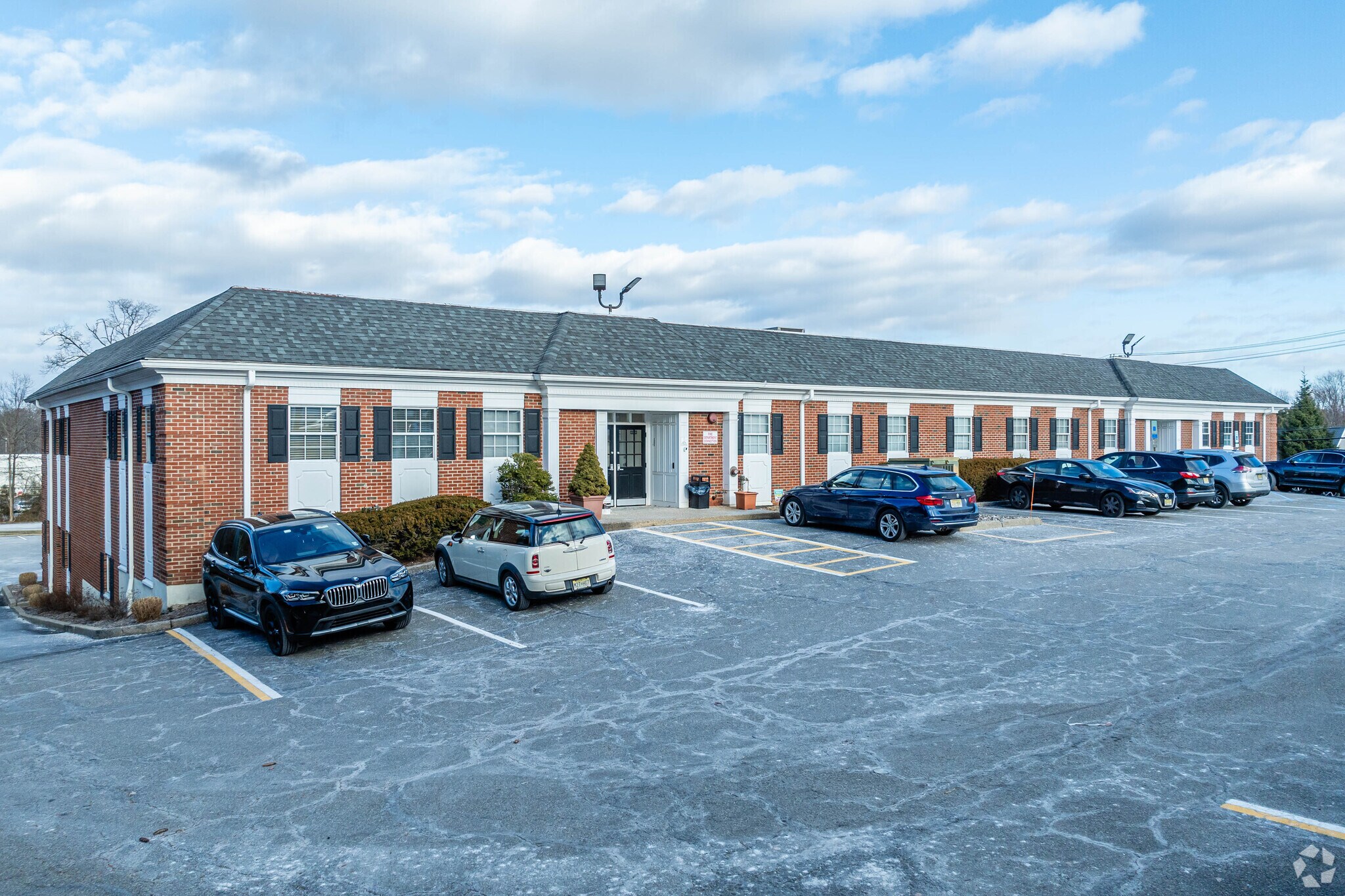 541 Cedar Hill Ave, Wyckoff, NJ for sale Building Photo- Image 1 of 1