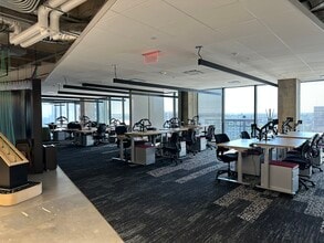 201 S College St, Charlotte, NC for lease Interior Photo- Image 1 of 1