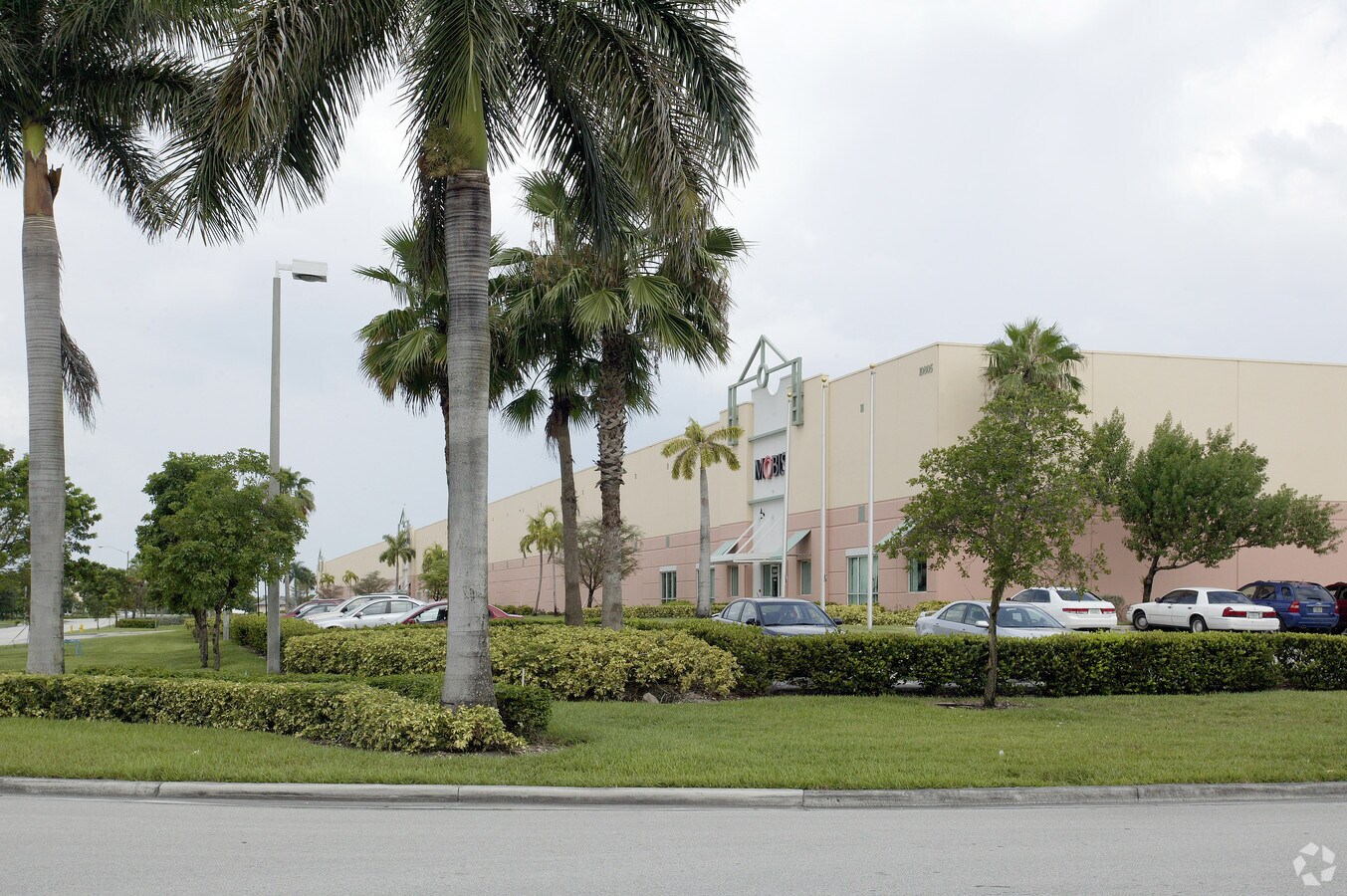 10805 NW 100th St, Medley, FL 33178 Property Record