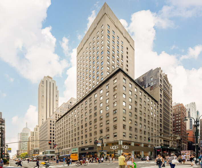 530 Fifth Ave, New York, NY for lease - Building Photo - Image 1 of 53