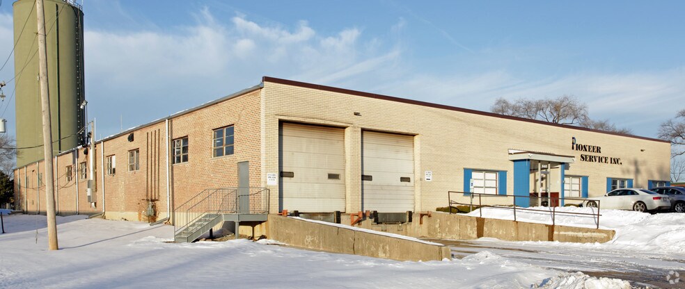 542 W Factory Rd, Addison, IL for sale - Building Photo - Image 1 of 1