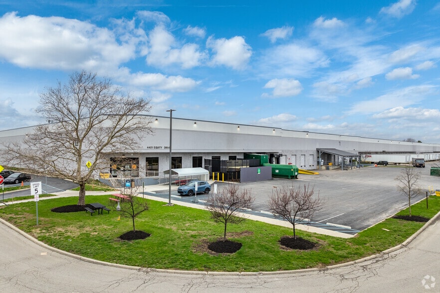 4401-4419 Equity Dr, Columbus, OH for lease - Primary Photo - Image 1 of 15