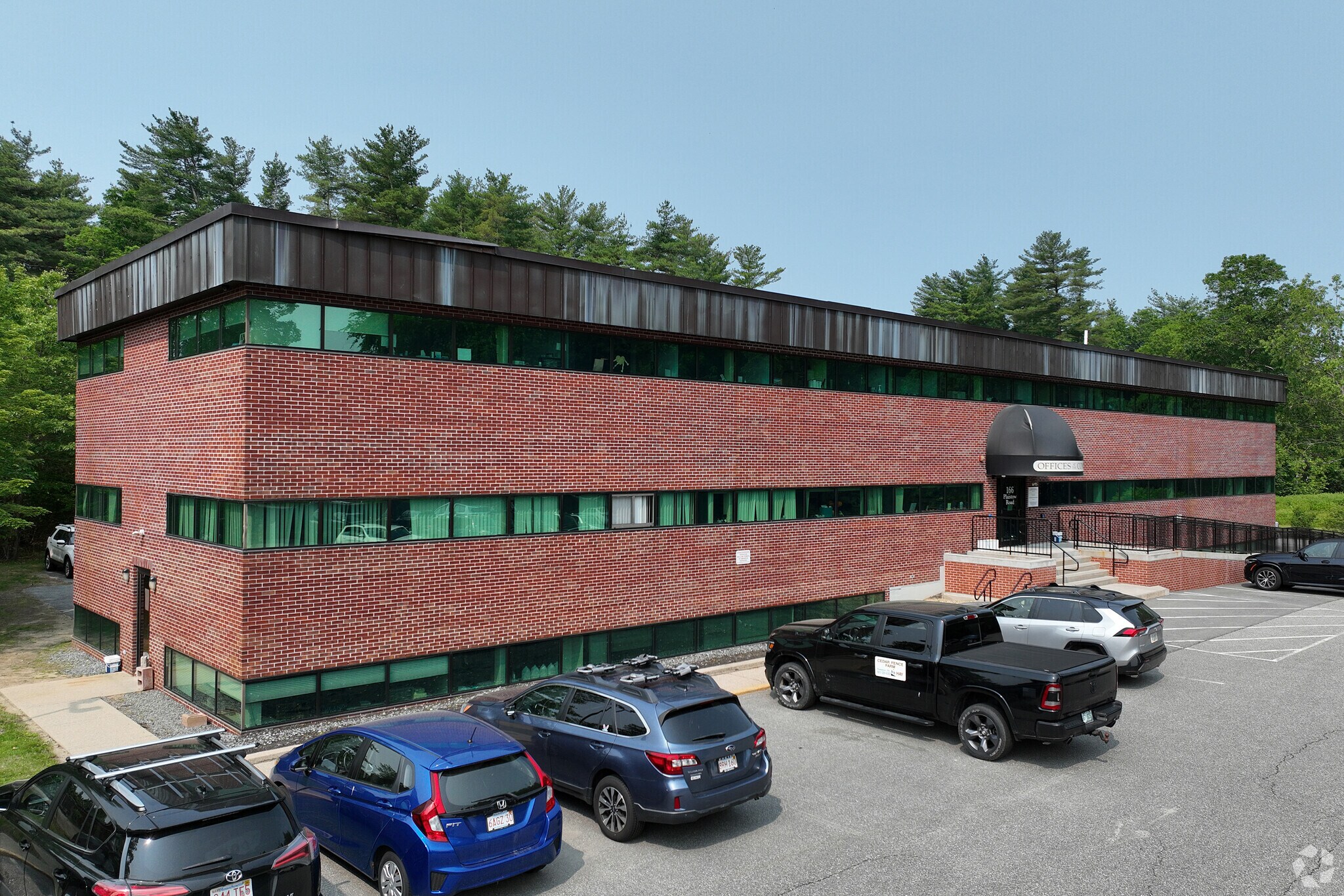 166 Plaistow Rd, Plaistow, NH for sale Primary Photo- Image 1 of 1