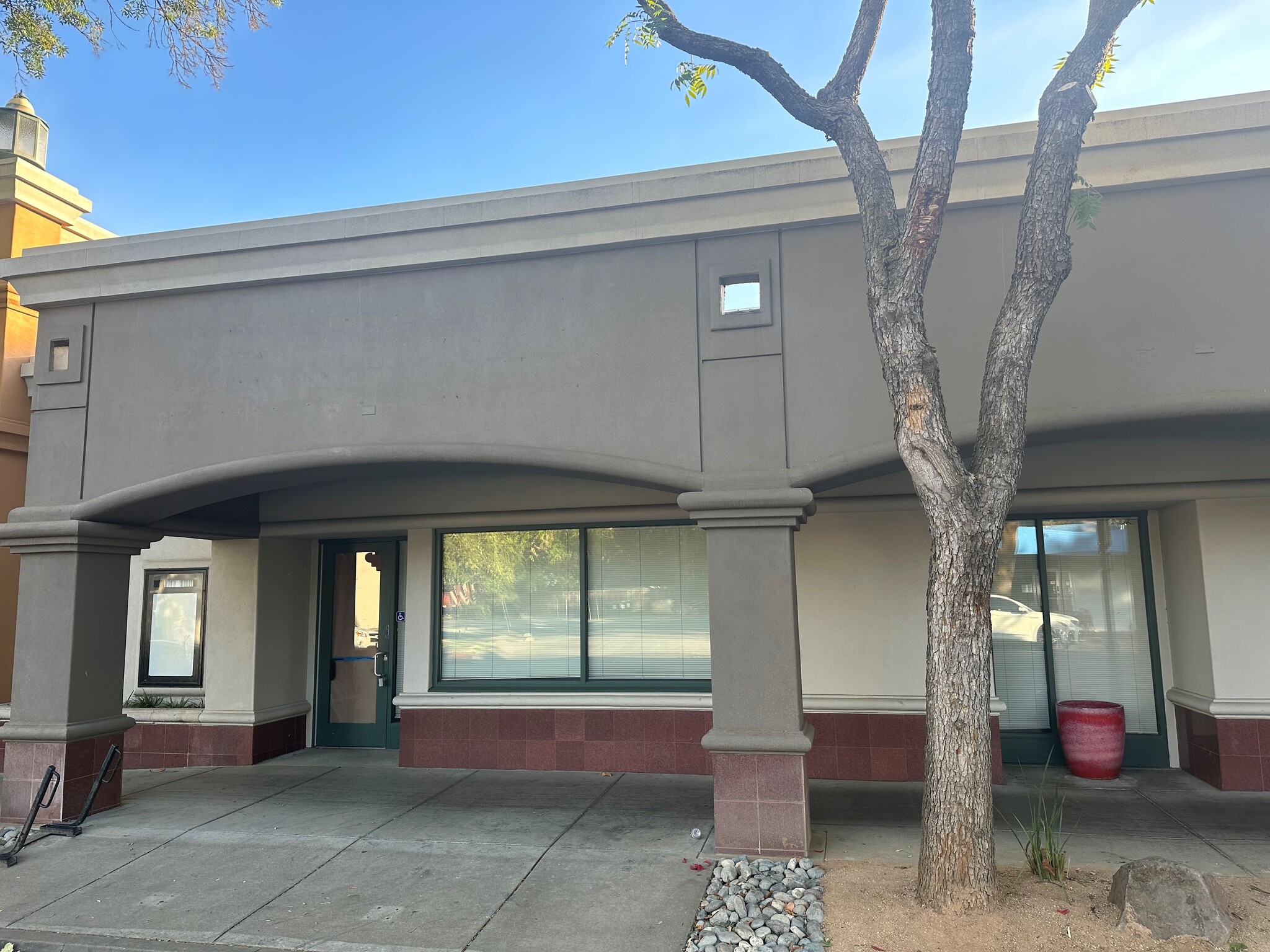 400-424 G St, Davis, CA for lease Building Photo- Image 1 of 11