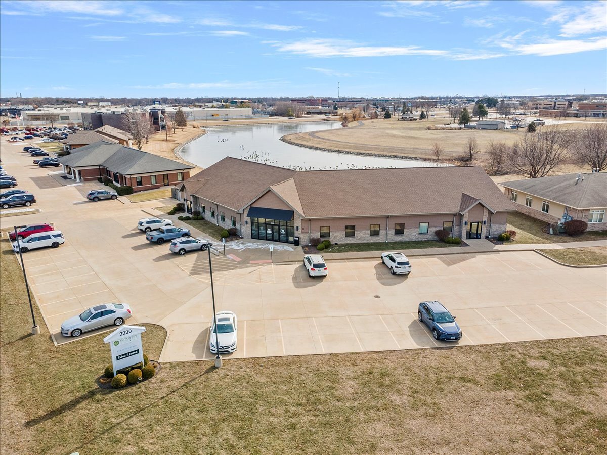3330 Hedley Rd, Springfield, IL for lease Primary Photo- Image 1 of 4