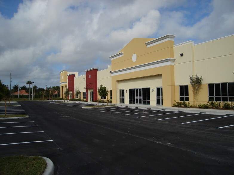 6965 Vista Pky N, West Palm Beach, FL for sale - Building Photo - Image 1 of 1