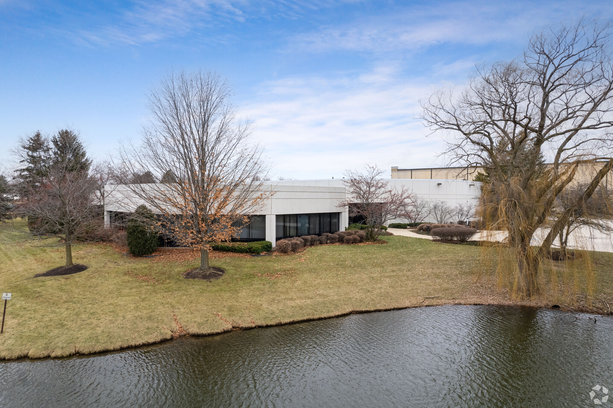 555 Corporate Woods Pky, Vernon Hills, IL for sale Building Photo- Image 1 of 6