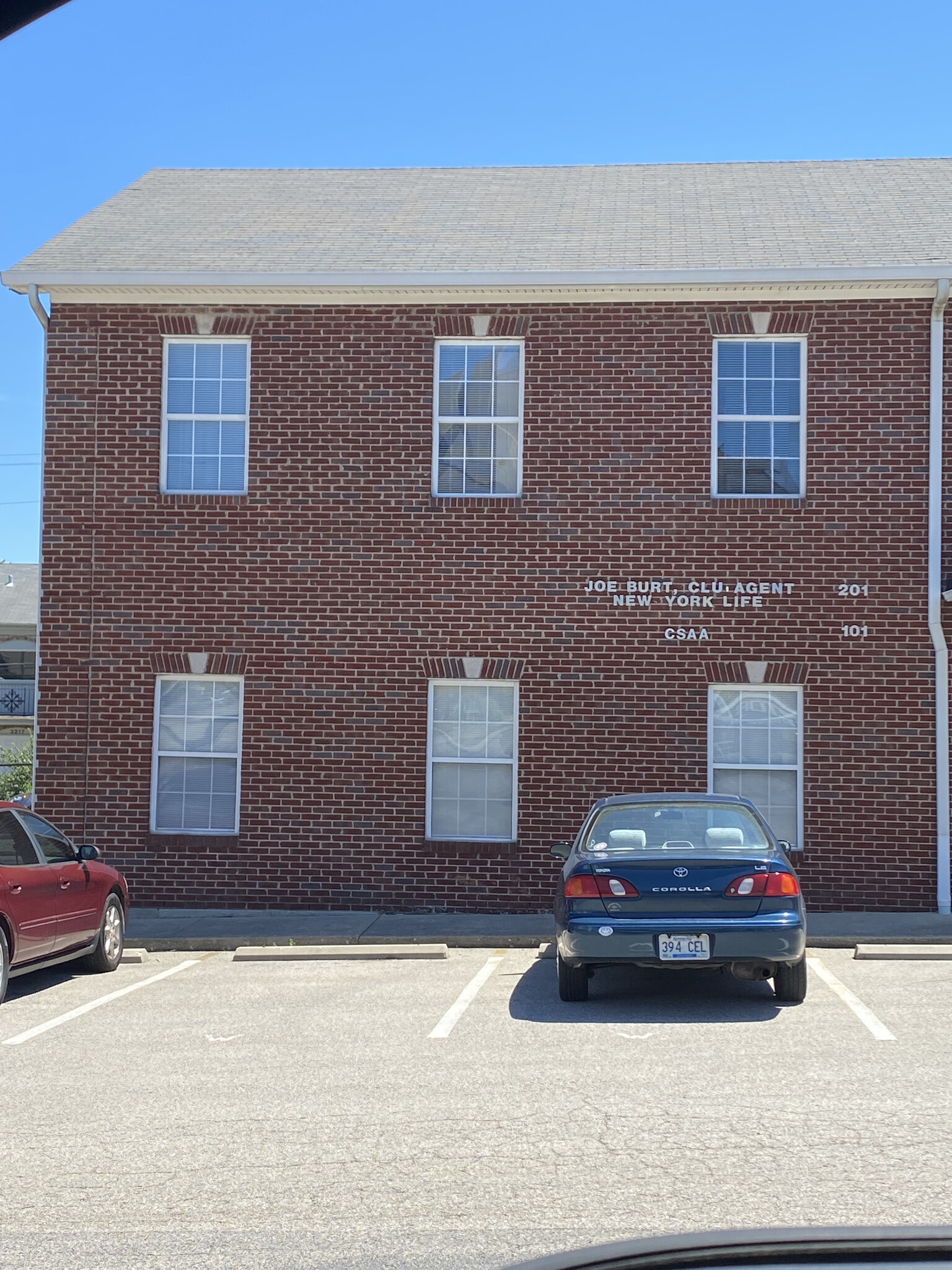 1949 Goldsmith Ln, Louisville, KY for sale Building Photo- Image 1 of 3