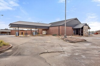 101 Office Park Dr, Brandon, MS for lease Building Photo- Image 2 of 45