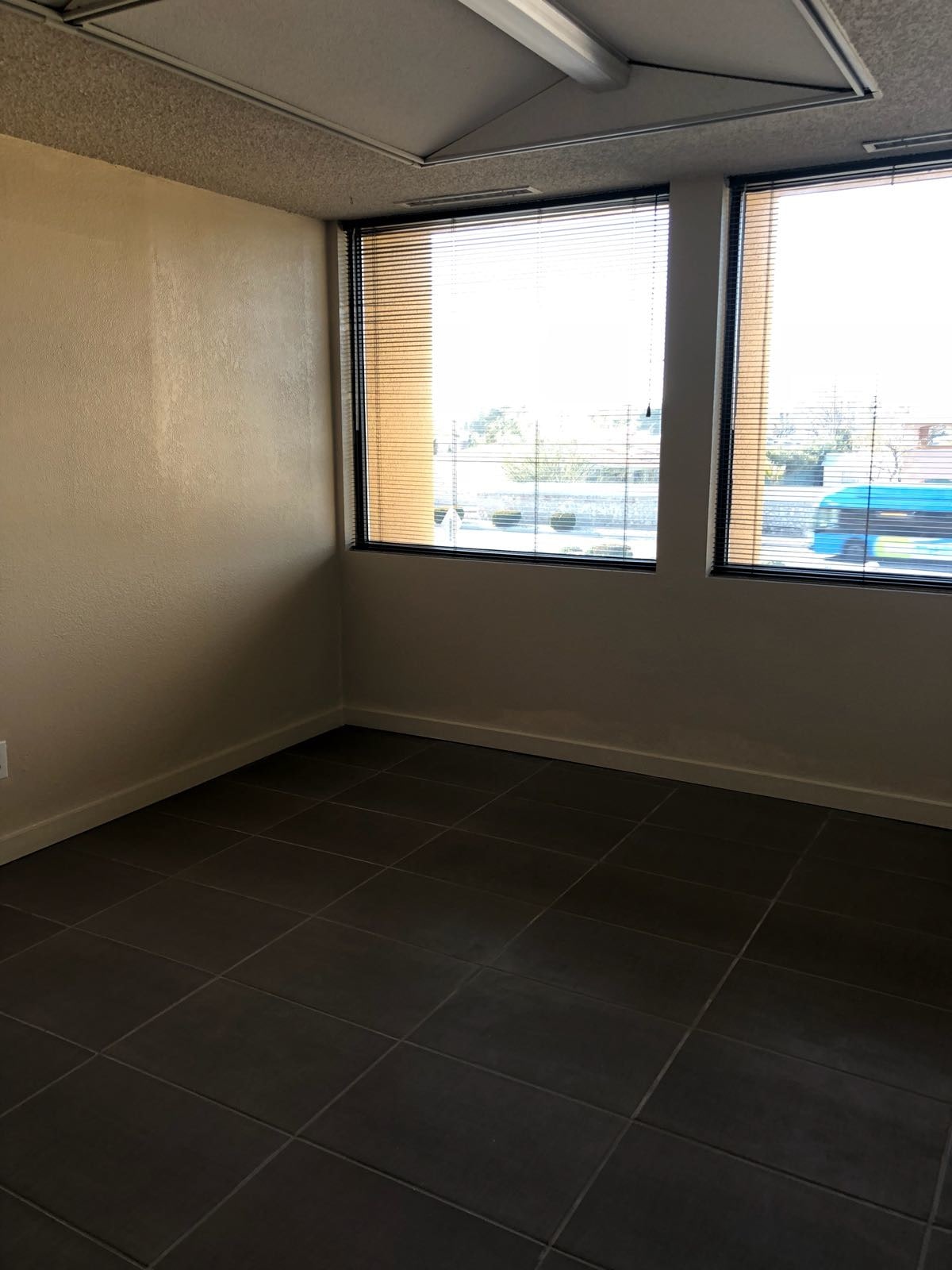 1545 Hawkins Blvd El Paso Tx 04 - dfjhsrr