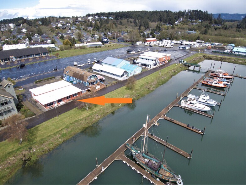 1215 35th St, Seaview, WA for sale - Primary Photo - Image 1 of 1