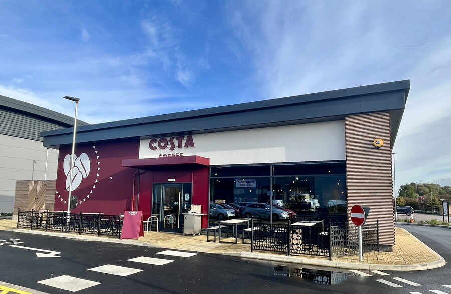 Wellington Rd, Brackley for sale - Primary Photo - Image 1 of 1