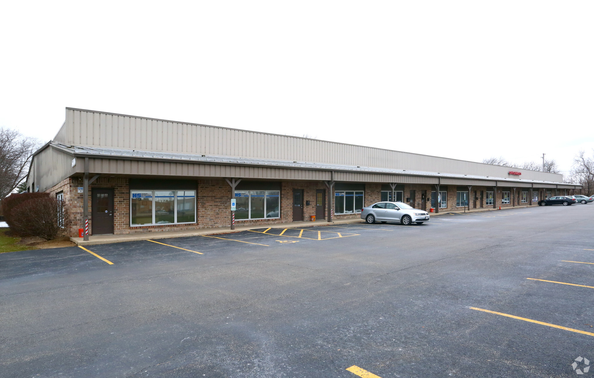 600 Industrial Dr, Cary, IL for lease Building Photo- Image 1 of 8