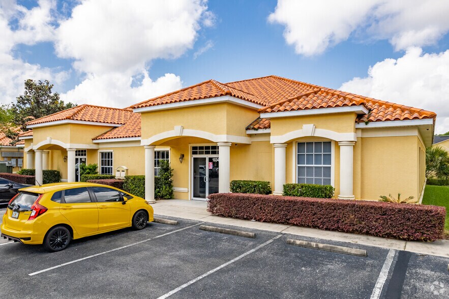 1032-1034 E Brandon Blvd, Brandon, FL for sale - Primary Photo - Image 1 of 1