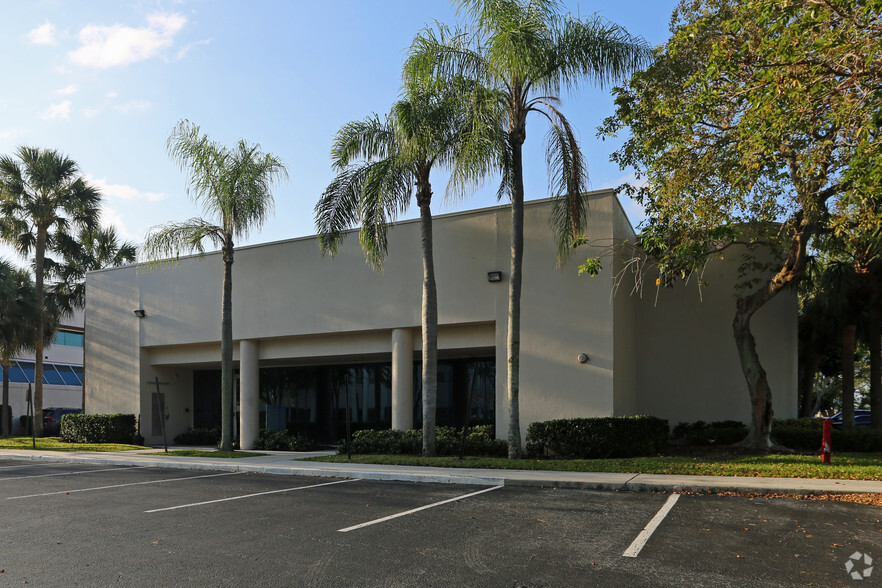 6531 Park Of Commerce Blvd, Boca Raton, FL 33487 | LoopNet