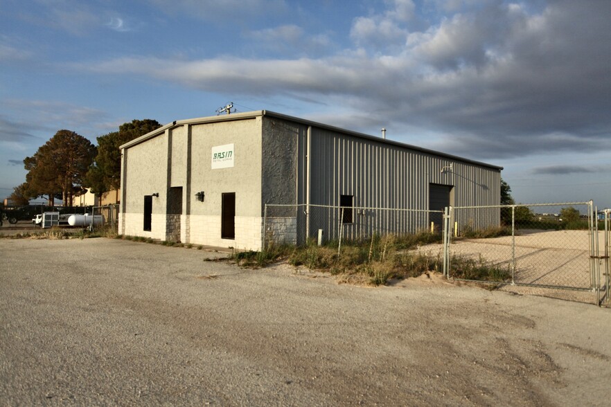 2702 S County Road 1257, Midland, TX for lease - Building Photo - Image 2 of 12