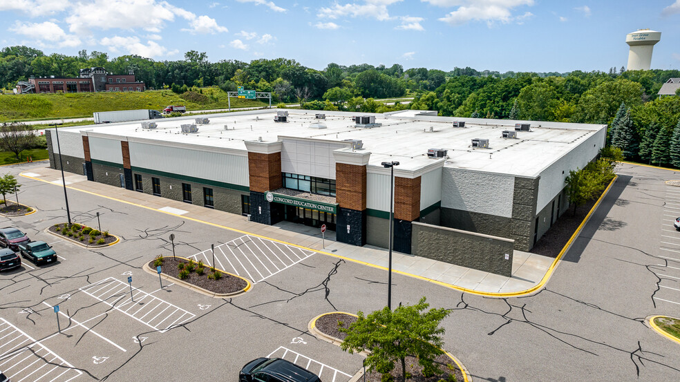 9015 Broderick Blvd, Inver Grove Heights, MN for sale - Building Photo - Image 1 of 1