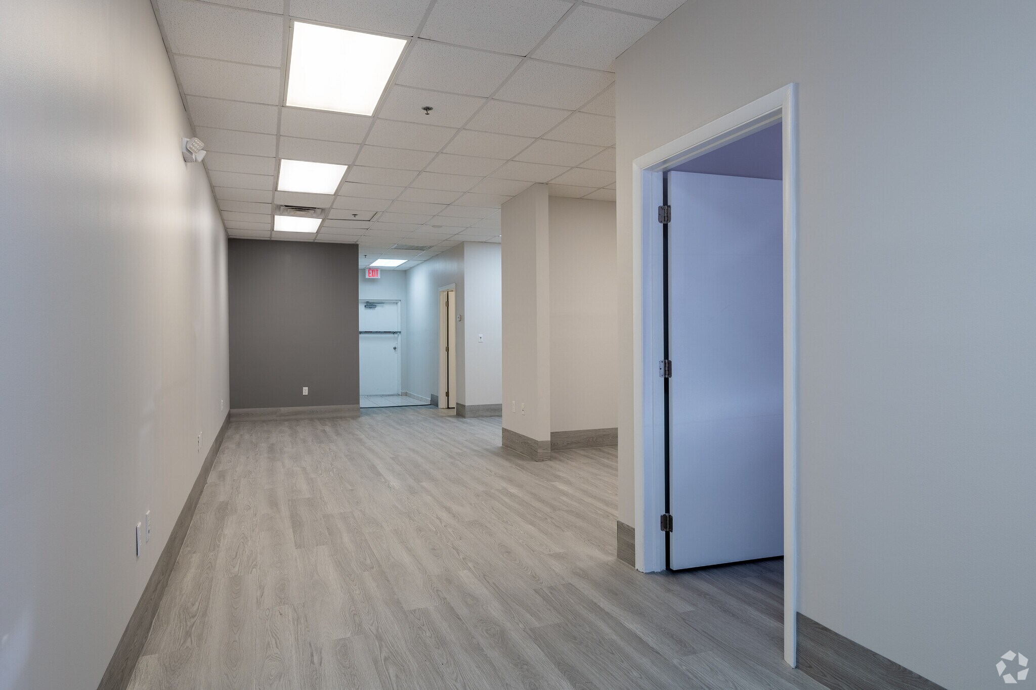 35113541 N Pine Island Rd, Sunrise, FL 33351 Pine Island Shoppes