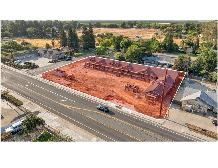 36856-36862 Ave 12, Madera, CA for lease - Building Photo - Image 2 of 5