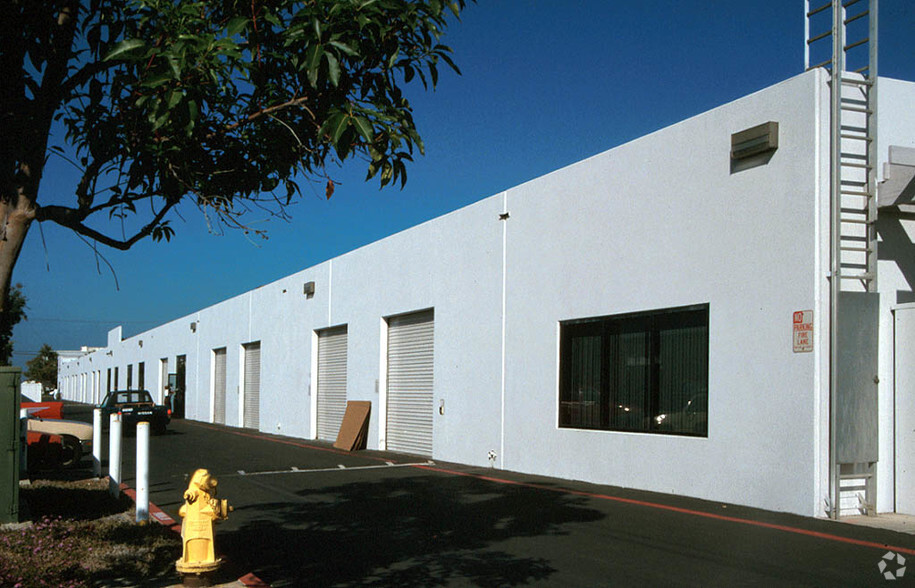 5715 Kearny Villa Rd, San Diego, CA for lease - Building Photo - Image 2 of 10