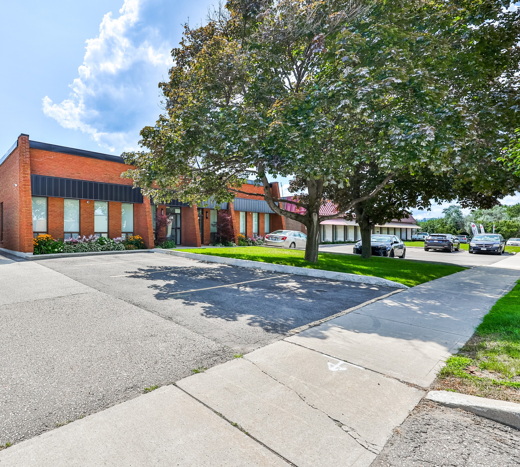 1290 Aimco Blvd, Mississauga, ON for sale Building Photo- Image 1 of 1