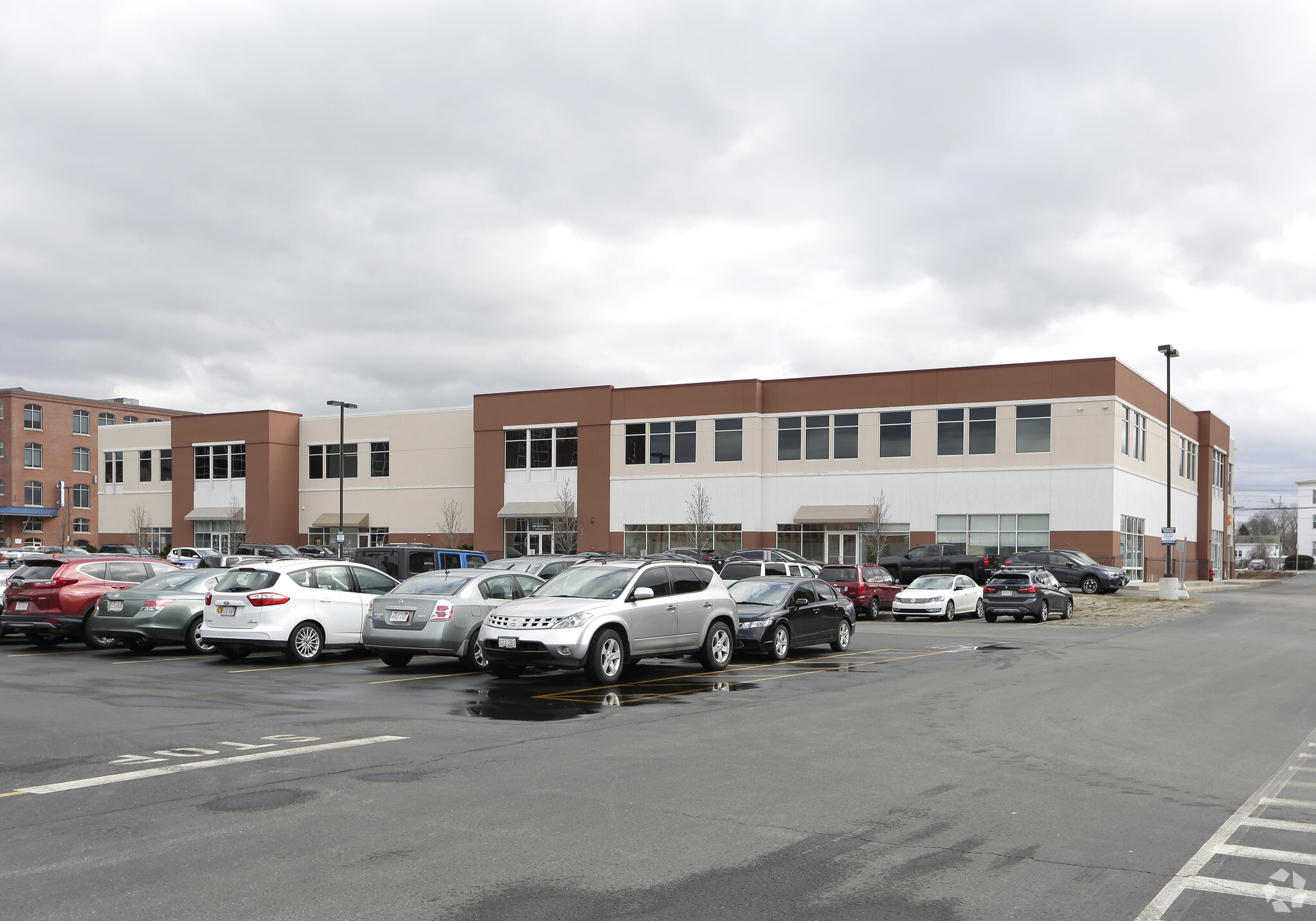 290 Merrimack St, Lawrence, MA for lease Primary Photo- Image 1 of 38