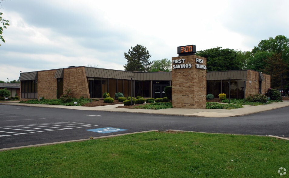 1153 N 5th St, Perkasie, PA for lease - Building Photo - Image 2 of 8