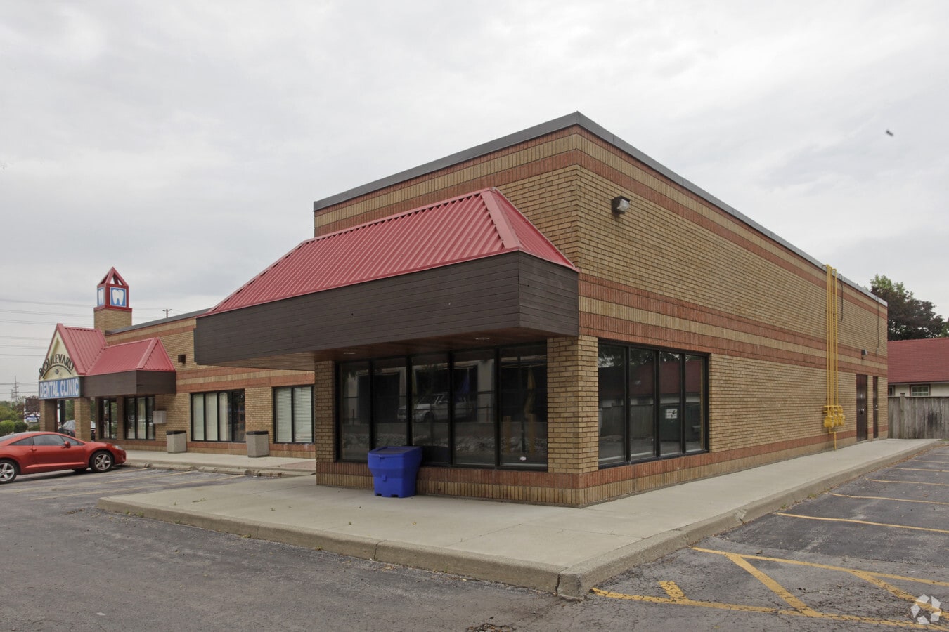 3018 Winston Churchill Blvd, Mississauga, ON L5L 2V7