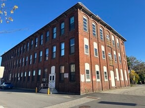 22 Pearl St, Biddeford, ME for lease Building Photo- Image 1 of 3