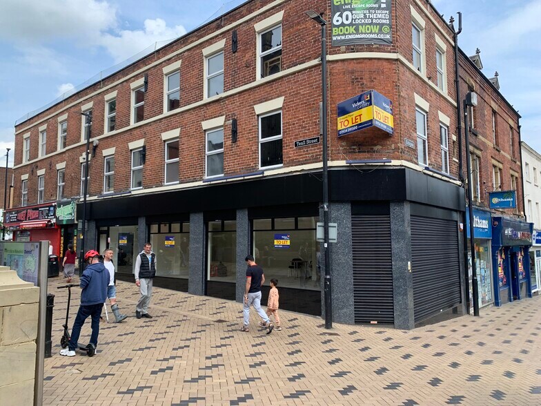 1 Kirkgate, Wakefield for sale - Primary Photo - Image 1 of 1