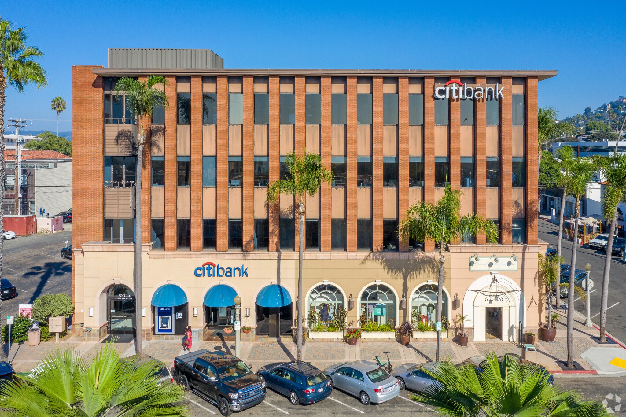 7911 Herschel Ave, La Jolla, CA 92037 The Herschel