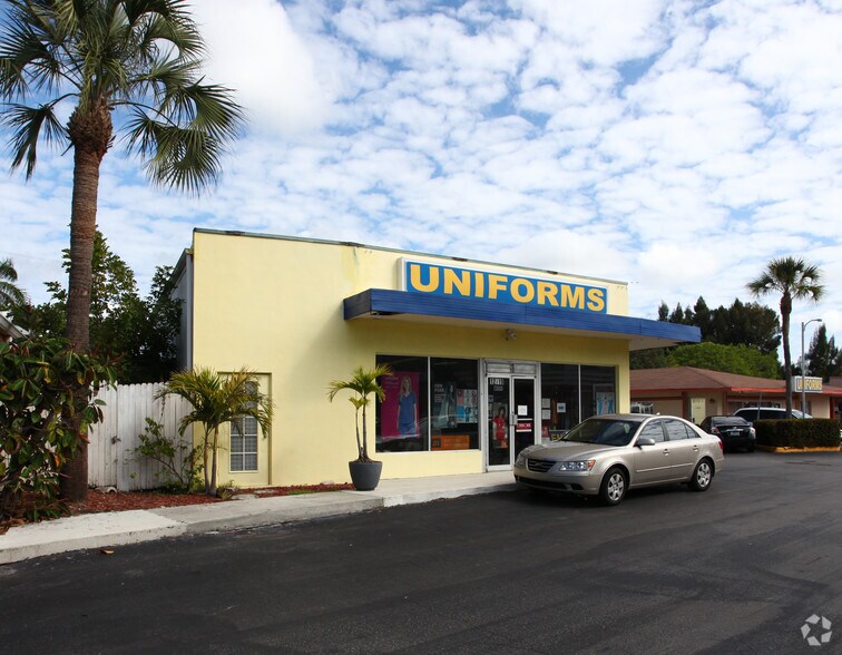 12719 Mcgregor Blvd, Fort Myers, FL for sale - Building Photo - Image 3 of 9