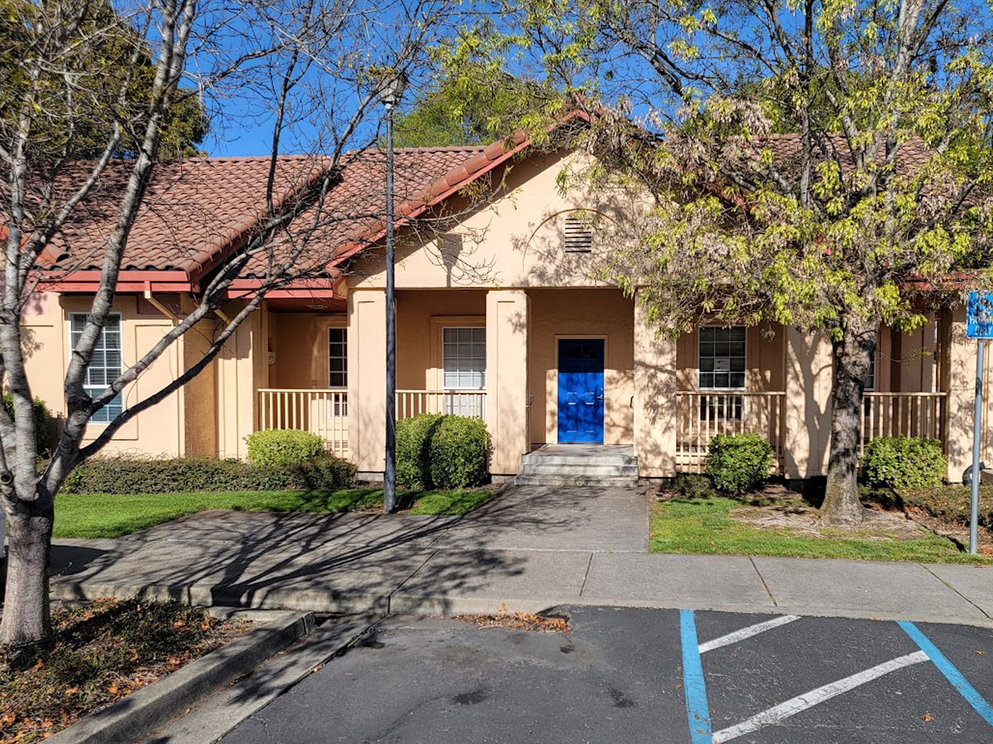 1550 Professional Dr, Petaluma, CA for lease Building Photo- Image 1 of 3