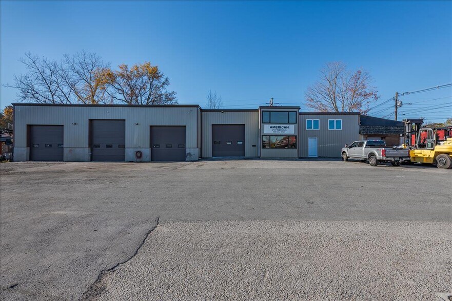 219 Ludlow St, Worcester, MA 01603