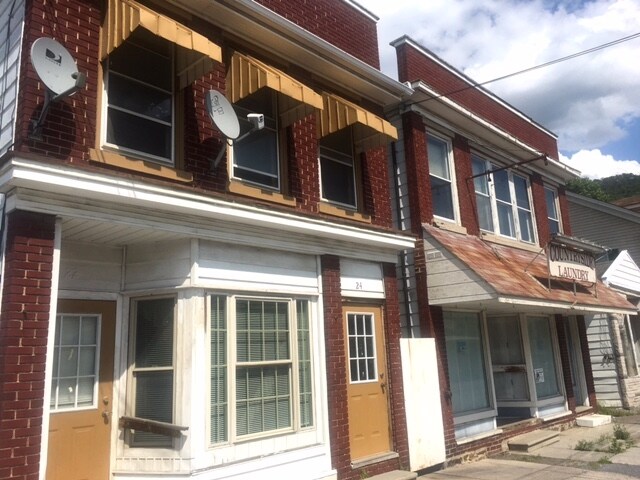 22-28 S Main St, Reedsville, PA for sale Primary Photo- Image 1 of 1